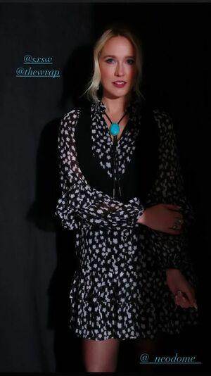 Anna Camp photo 44