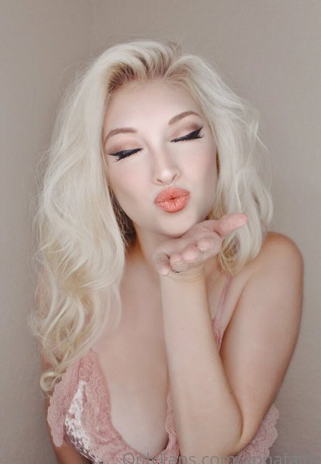 Anna Faith photo 42