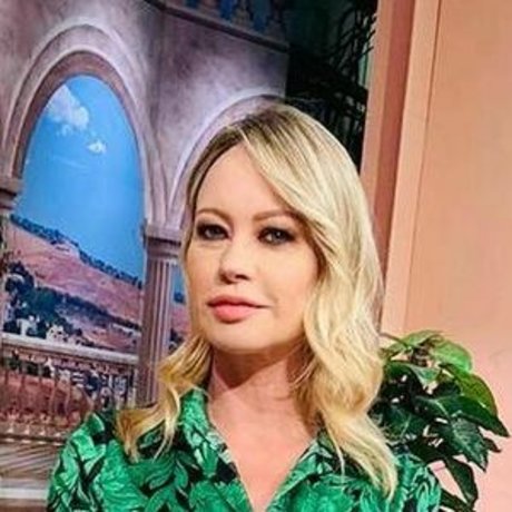 Anna Falchi photo 18