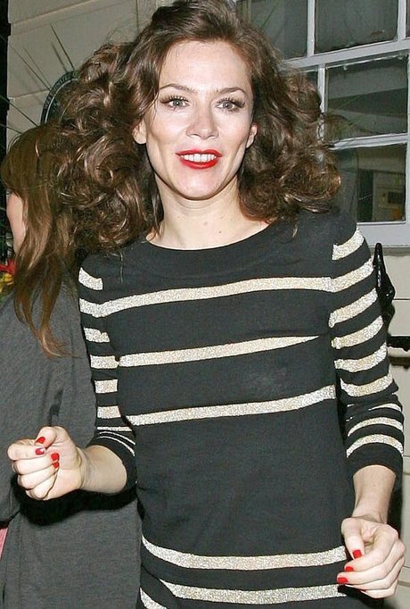Anna Friel photo 64
