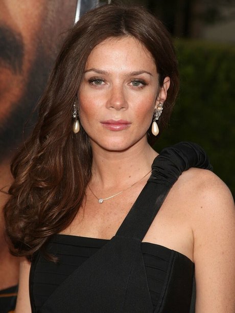 Anna Friel photo 67