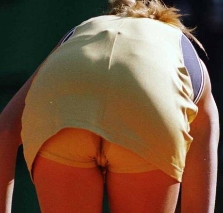 Anna Kournikova photo 1