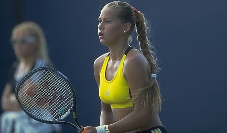 Anna Kournikova photo 35