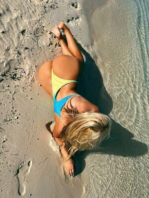 Anna-Lisa Christiane photo 72