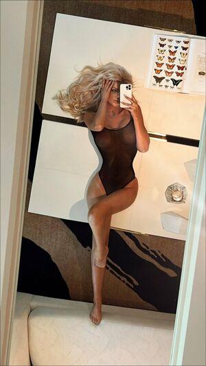 Anna-Lisa Christiane photo 154