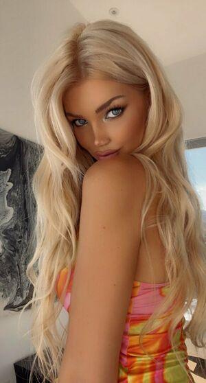 Anna-Lisa Christiane photo 156