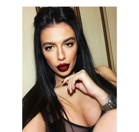 Anna Maria Slutskaya photo 12