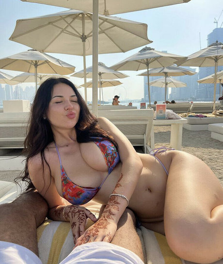 Anna Paul photo 43