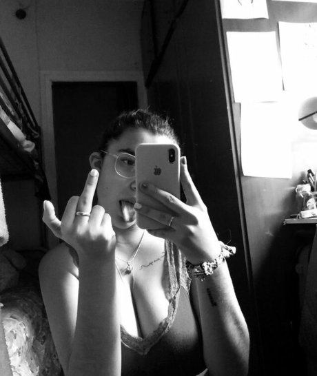 Anna Romero photo 23