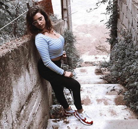 Anna Romero photo 75