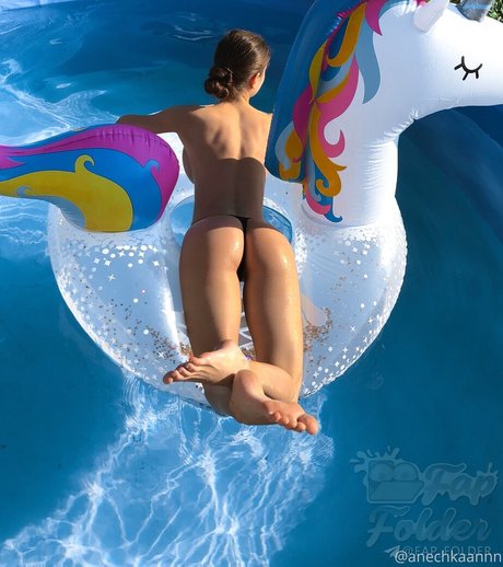 Anna Sazonova photo 8