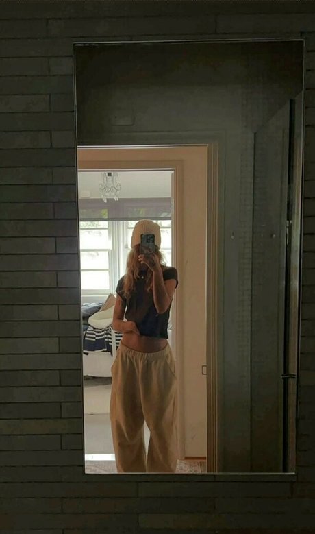 Anna Shumate photo 47