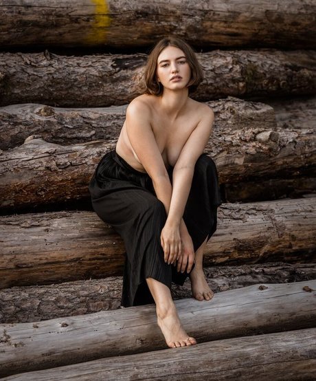 Anna Tauber photo 5