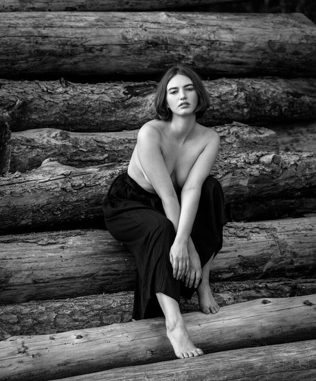 Anna Tauber photo 11