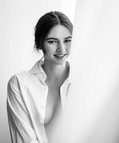 Anna Tauber photo 28
