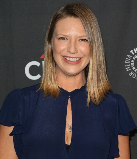Anna Torv photo 14
