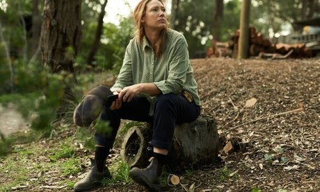Anna Torv photo 37