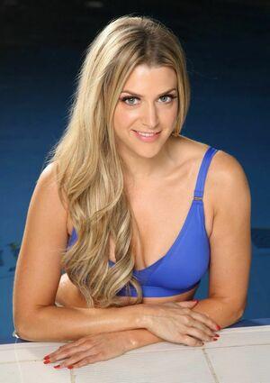 Anna Williamson photo 22