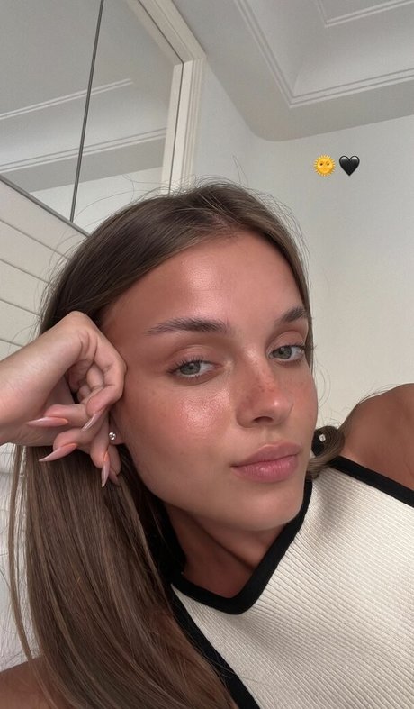 Anna Zak photo 36