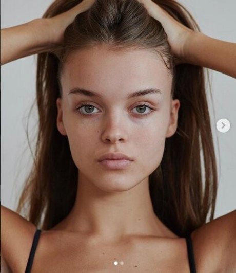 Anna Zak photo 327