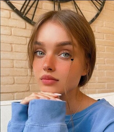 Anna Zak photo 330
