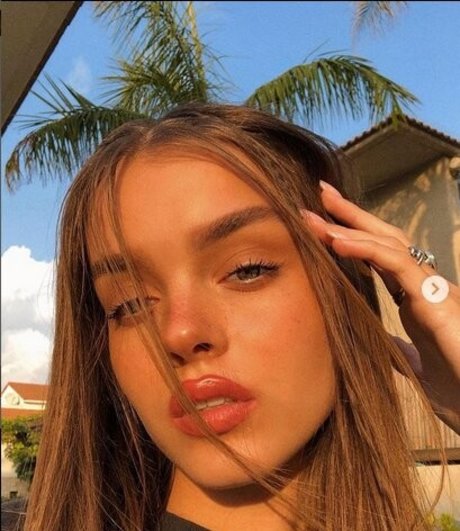 Anna Zak photo 339