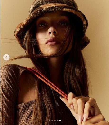 Anna Zak photo 388