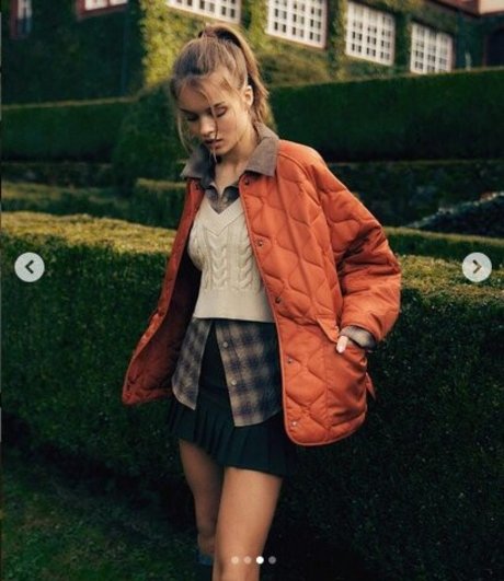Anna Zak photo 391