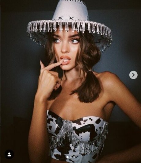 Anna Zak photo 429