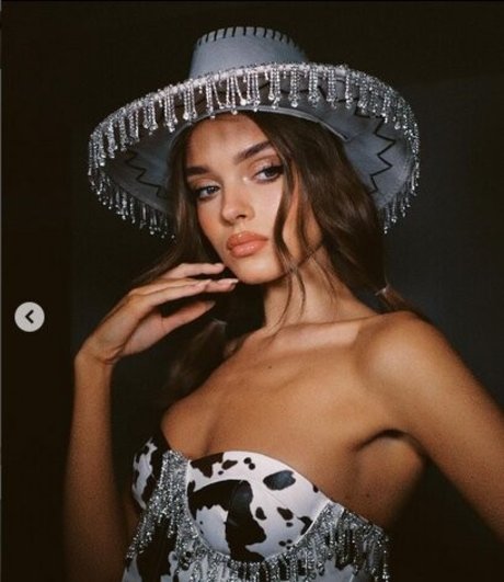 Anna Zak photo 431