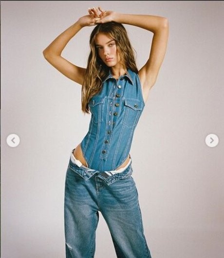 Anna Zak photo 670