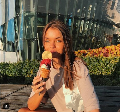 Anna Zak photo 815