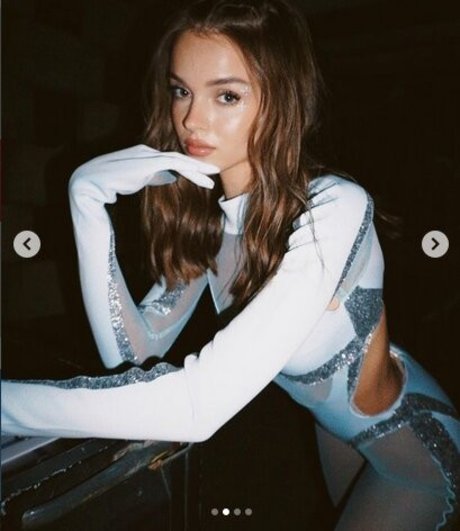 Anna Zak photo 911