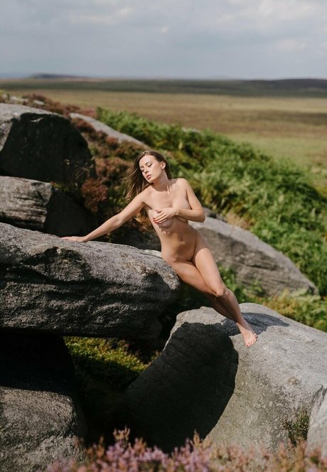 Anna Zapala photo 206