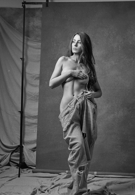 Anna Zapala photo 907