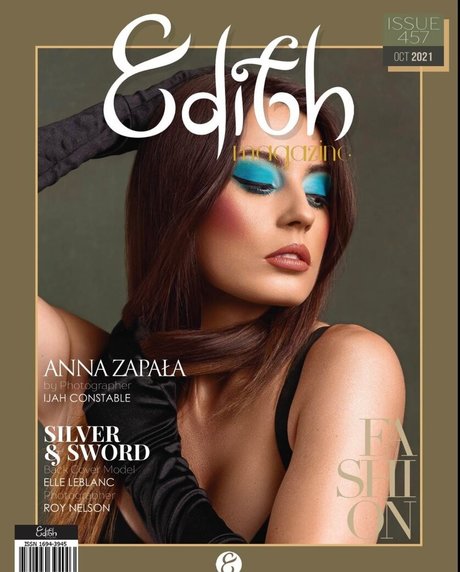 Anna Zapala photo 966