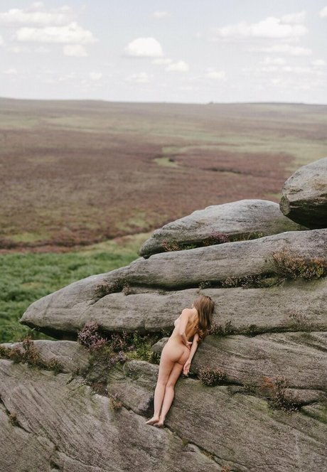 Anna Zapala photo 1178