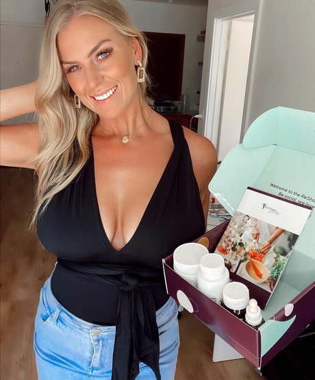 Annaliese Gann photo 38