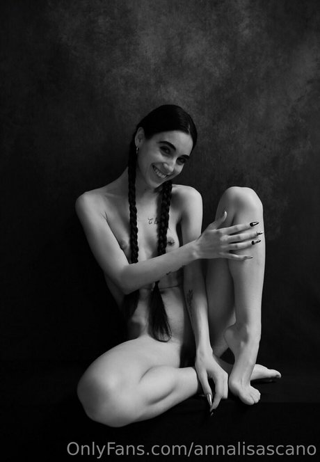 Annalisascano photo 15