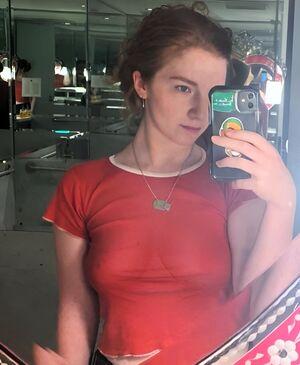 Annalise Basso photo 29