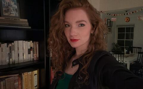 Annalise Basso photo 54