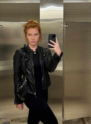 Annalise Basso photo 55