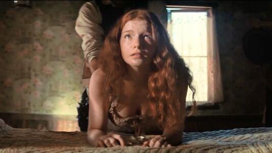Annalise Basso photo 89