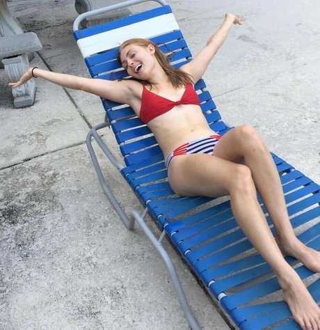 AnnaSophia Robb photo 51