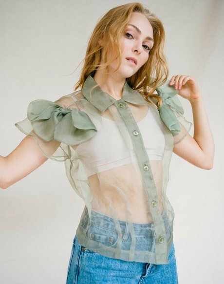 AnnaSophia Robb photo 55