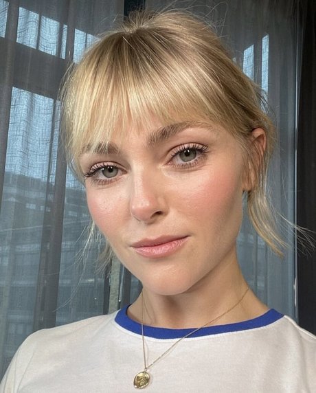 AnnaSophia Robb photo 214
