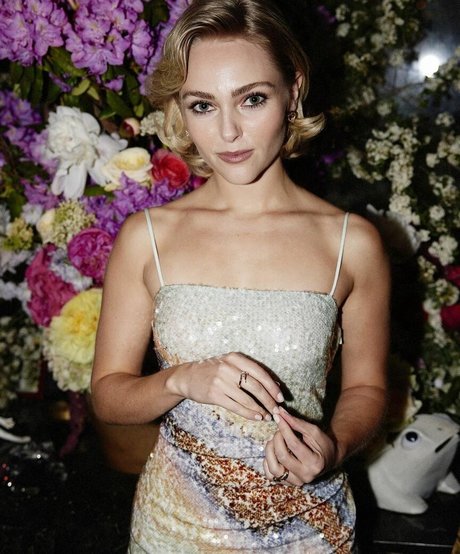 AnnaSophia Robb photo 218