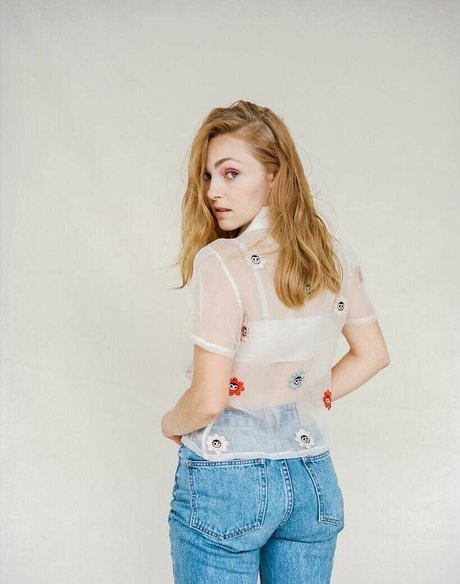 AnnaSophia Robb photo 237