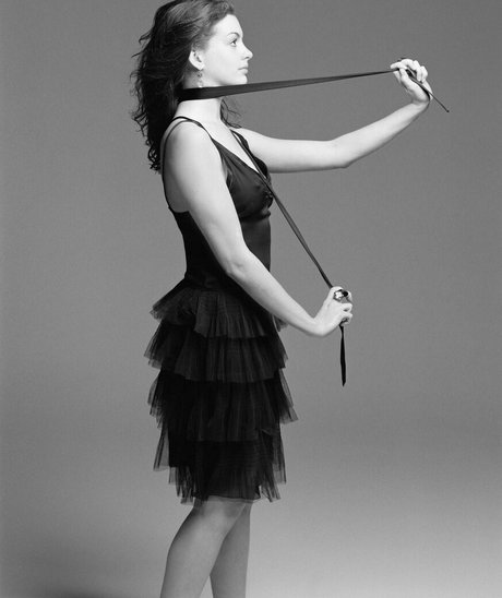 Anne Hathaway photo 248
