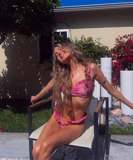 Anne Winters photo 85